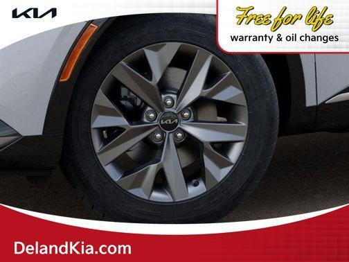 new 2025 Kia Sportage car, priced at $32,615