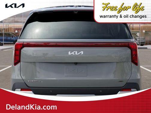 new 2025 Kia Carnival Hybrid car