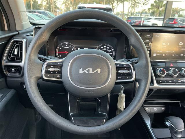 used 2022 Kia Sorento car, priced at $25,708