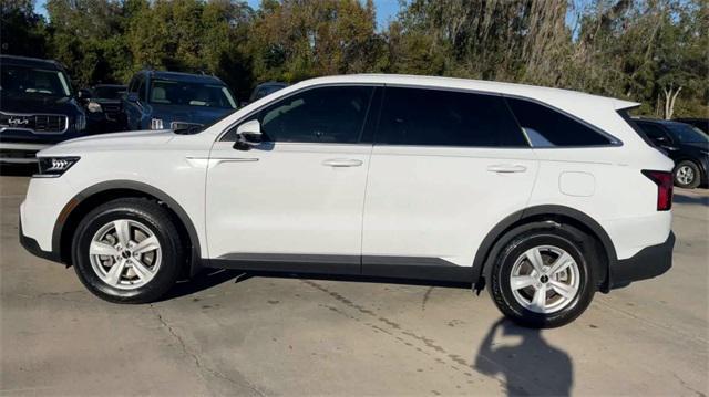 used 2022 Kia Sorento car, priced at $25,708