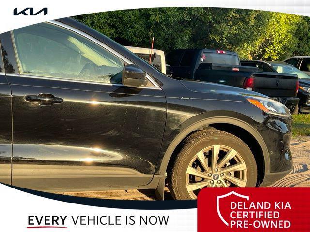 used 2022 Ford Escape car, priced at $25,926