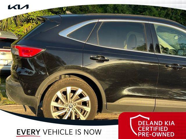 used 2022 Ford Escape car, priced at $25,926