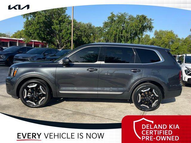 used 2023 Kia Telluride car, priced at $34,360