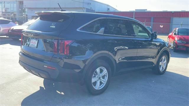 used 2023 Kia Sorento car, priced at $27,076