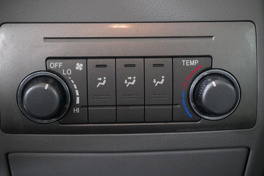 used 2013 Toyota Highlander car, priced at $14,999