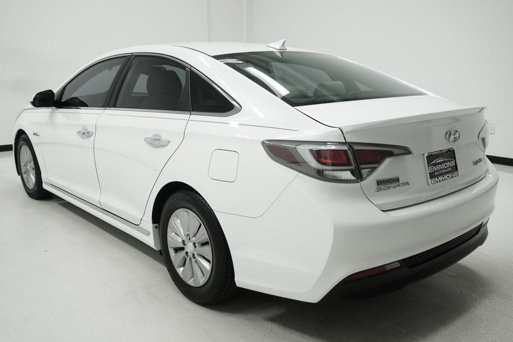used 2016 Hyundai Sonata Hybrid car, priced at $5,999