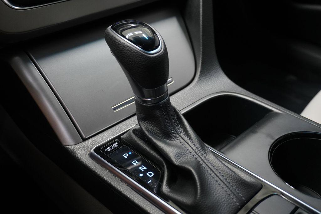 used 2016 Hyundai Sonata Hybrid car, priced at $5,999