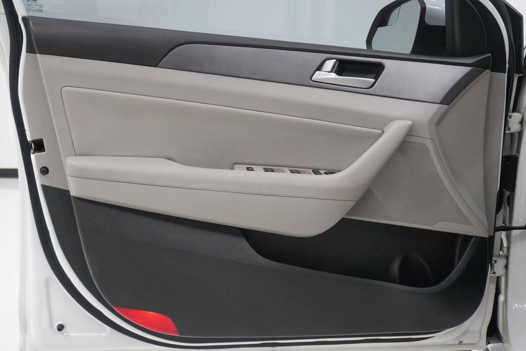 used 2016 Hyundai Sonata Hybrid car, priced at $5,999