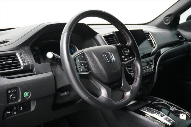 used 2022 Honda Pilot car, priced at $37,999