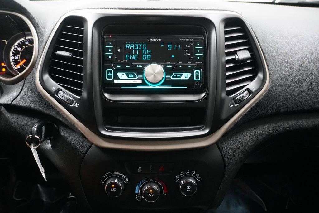 used 2014 Jeep Cherokee car, priced at $6,999