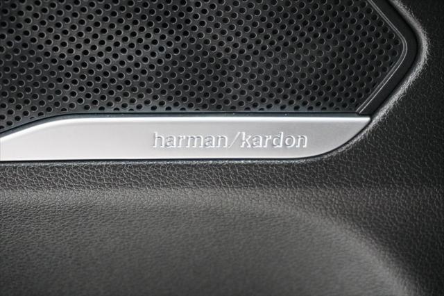 used 2021 Hyundai Santa Fe car, priced at $24,999