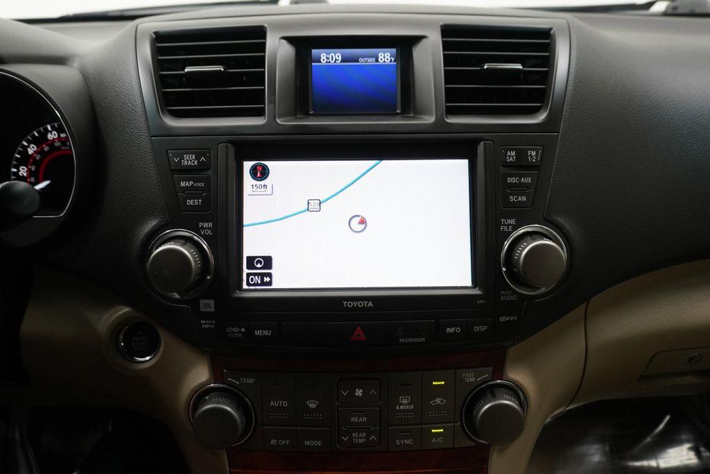 used 2008 Toyota Highlander car, priced at $13,999