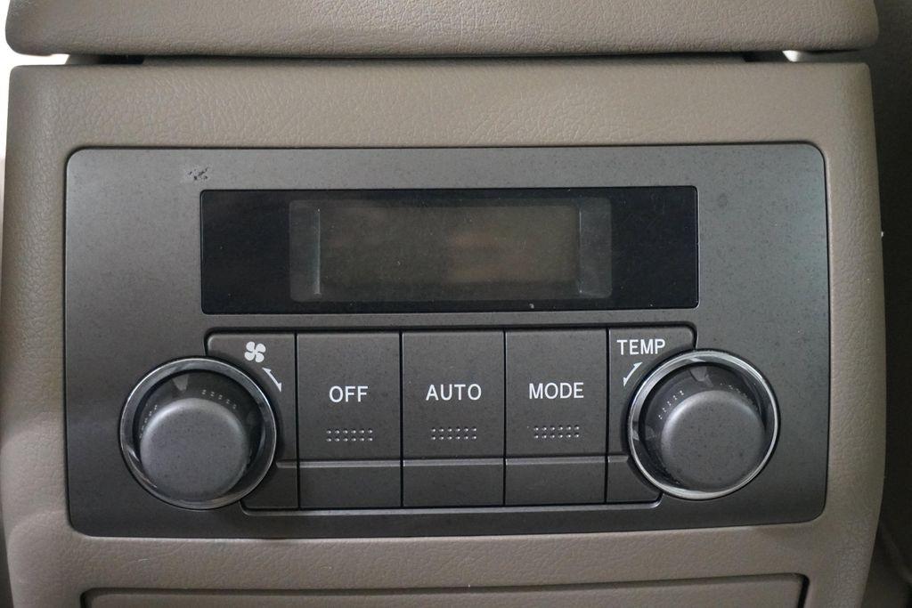 used 2008 Toyota Highlander car, priced at $13,999