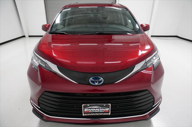 used 2022 Toyota Sienna car, priced at $40,999