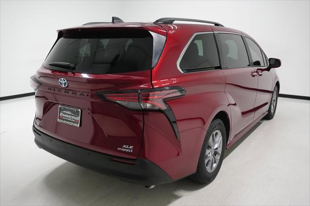 used 2022 Toyota Sienna car, priced at $40,999