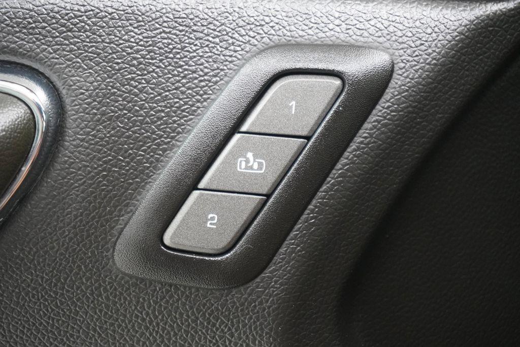 used 2011 Cadillac CTS car, priced at $15,999