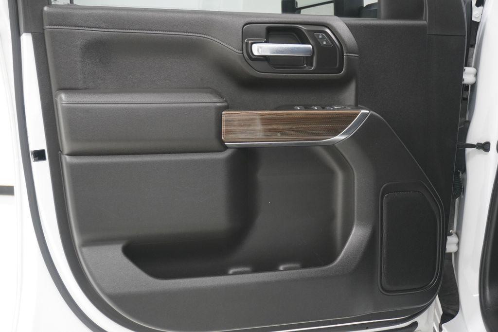 used 2022 Chevrolet Silverado 2500 car, priced at $42,999