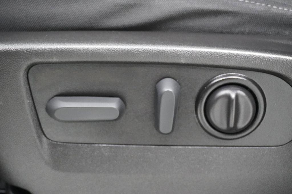 used 2022 Chevrolet Silverado 2500 car, priced at $42,999