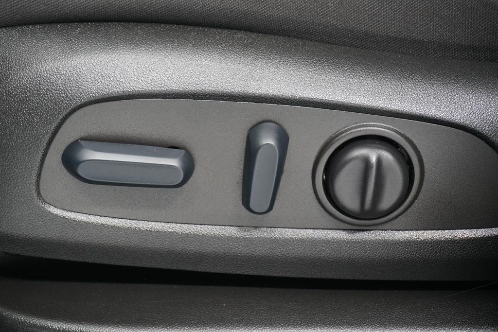 used 2022 Chevrolet Equinox car, priced at $20,999