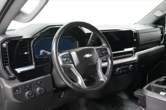 used 2022 Chevrolet Silverado 1500 car, priced at $34,999