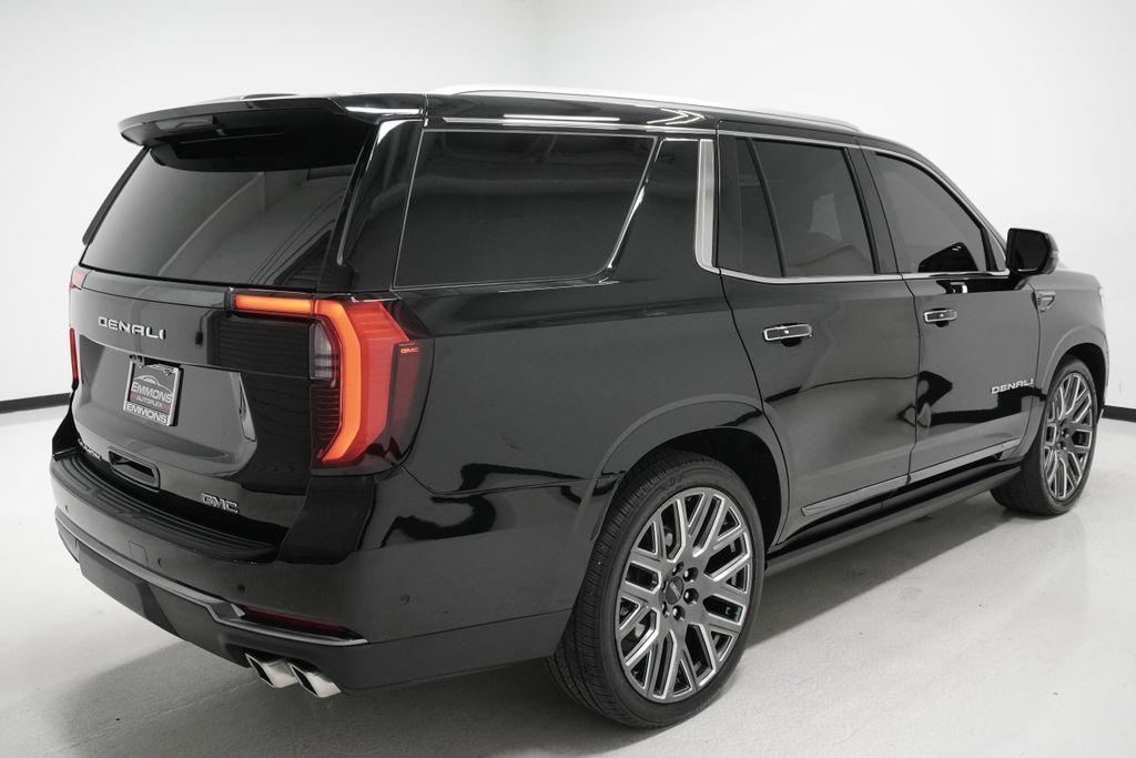 used 2025 GMC Yukon car, priced at $96,998
