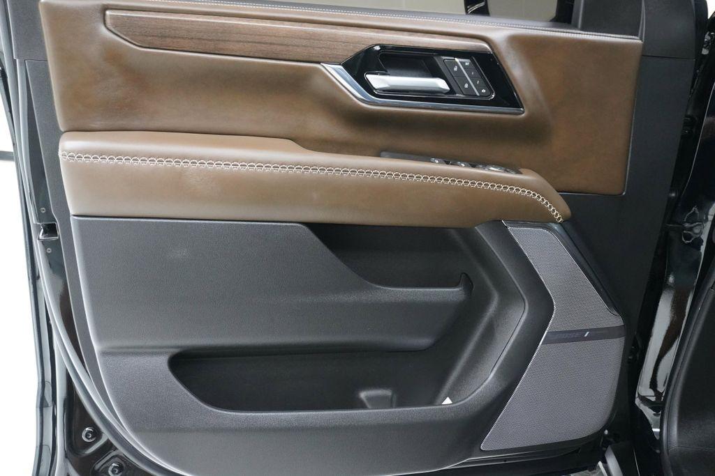 used 2025 GMC Yukon car, priced at $96,998