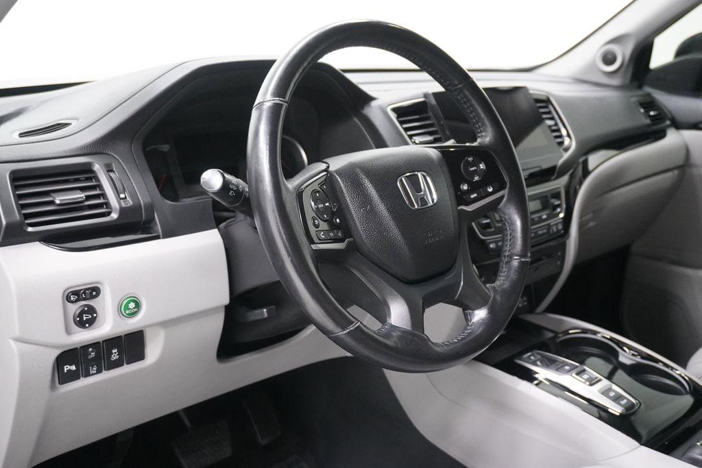 used 2020 Honda Pilot car, priced at $23,999
