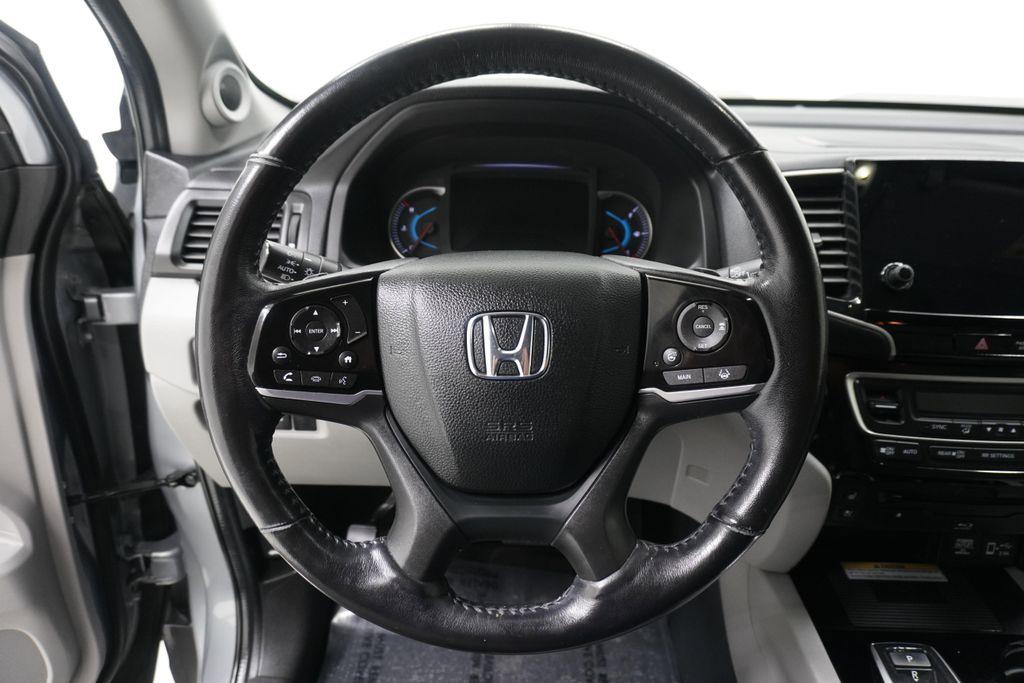 used 2020 Honda Pilot car, priced at $23,999