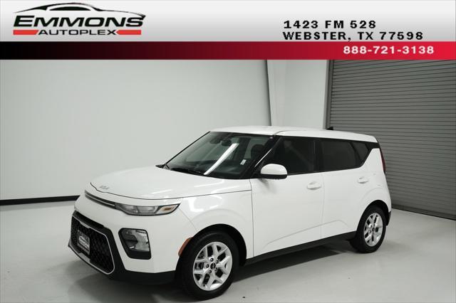 used 2022 Kia Soul car, priced at $16,999