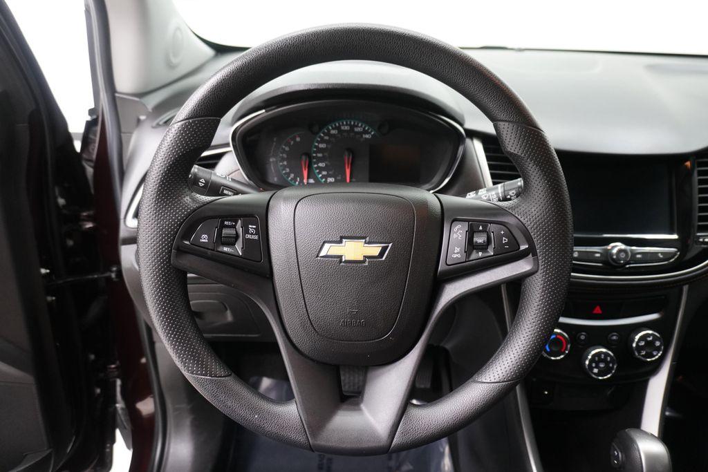 used 2022 Chevrolet Trax car, priced at $15,999
