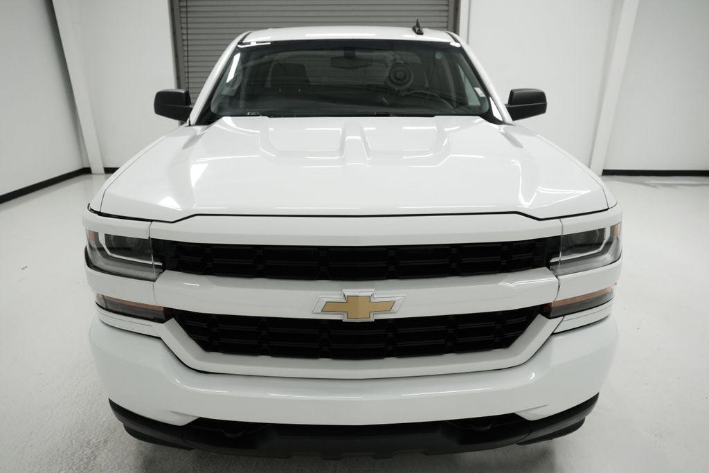 used 2018 Chevrolet Silverado 1500 car, priced at $18,999