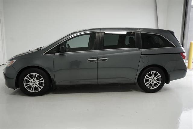 used 2013 Honda Odyssey car, priced at $13,999