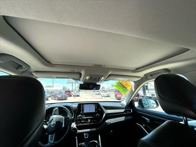 used 2021 Toyota Highlander car, priced at $34,995