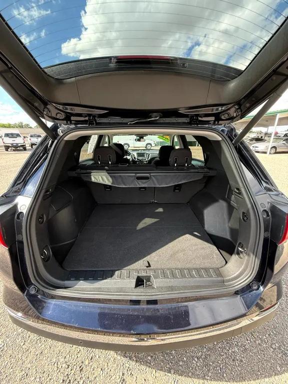 used 2020 Chevrolet Equinox car, priced at $22,495