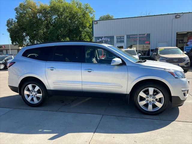 used 2015 Chevrolet Traverse car, priced at $17,995