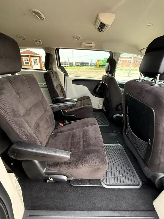 used 2014 Dodge Grand Caravan car, priced at $11,995