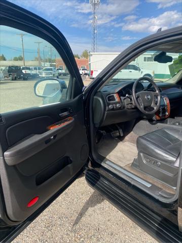 used 2008 Chevrolet Suburban car, priced at $9,495