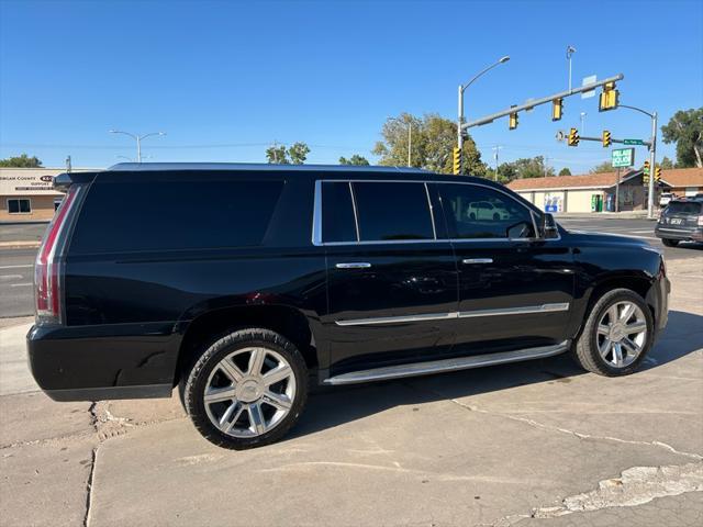 used 2018 Cadillac Escalade ESV car, priced at $32,245