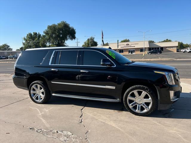 used 2018 Cadillac Escalade ESV car, priced at $32,245