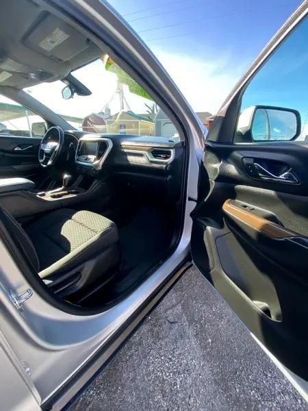used 2018 GMC Acadia car, priced at $17,495