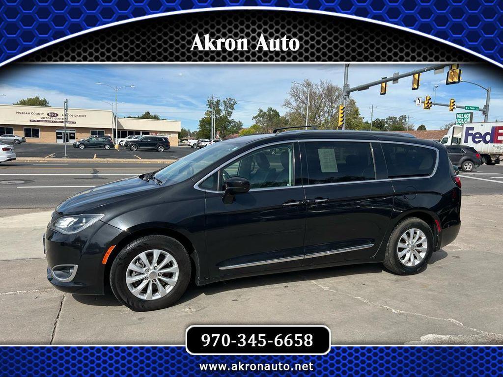 used 2018 Chrysler Pacifica car, priced at $15,995