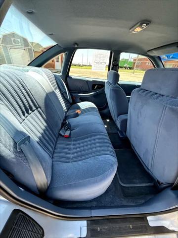 used 1996 Buick Regal car, priced at $4,995