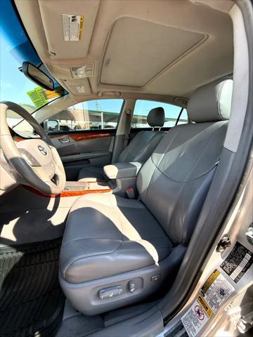 used 2006 Toyota Avalon car, priced at $10,995