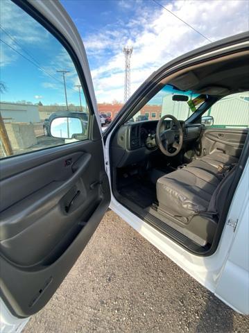 used 2004 Chevrolet Silverado 2500 car, priced at $14,495