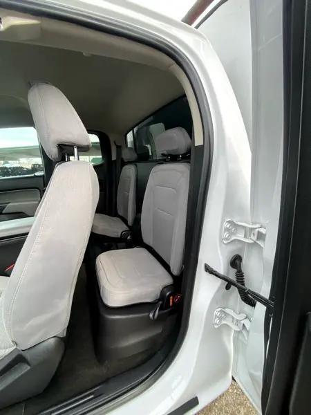 used 2015 Chevrolet Colorado car, priced at $13,995