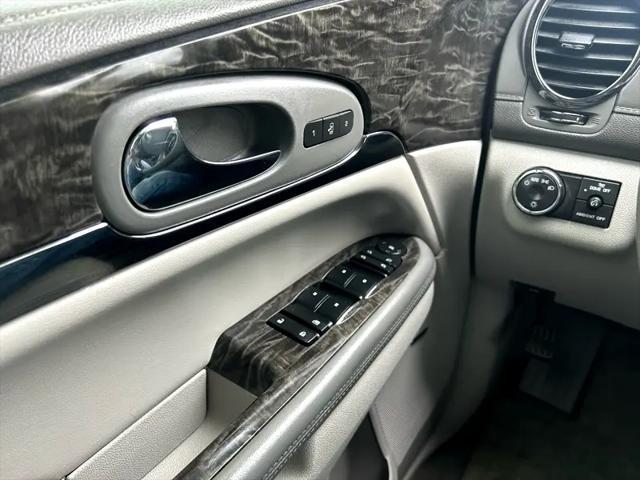 used 2014 Buick Enclave car, priced at $13,495