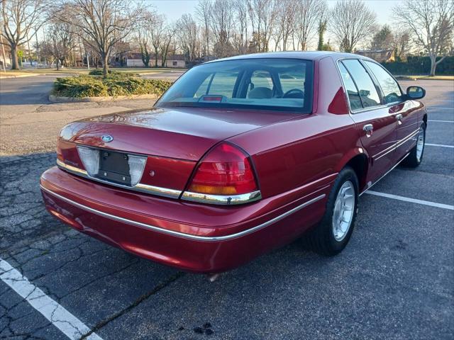 used 1998 Ford Crown Victoria car, priced at $5,995