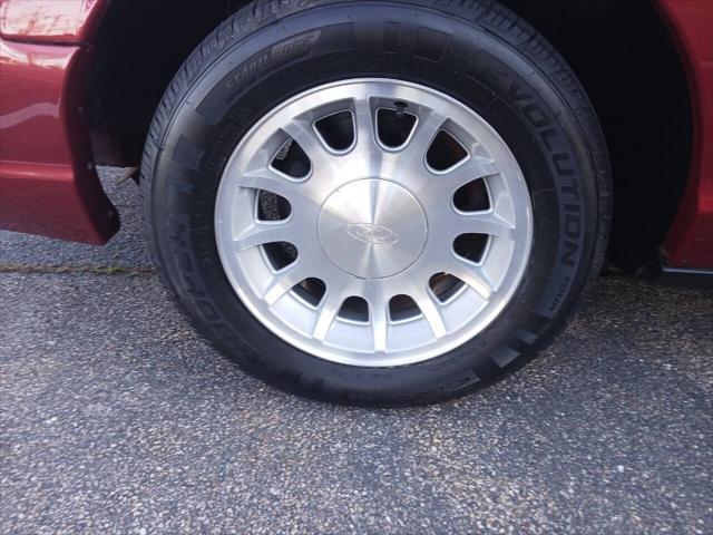 used 1998 Ford Crown Victoria car, priced at $5,995