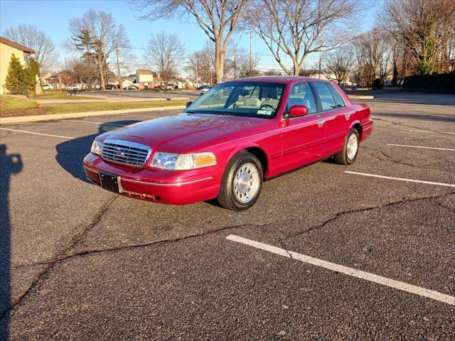 used 1998 Ford Crown Victoria car, priced at $5,995