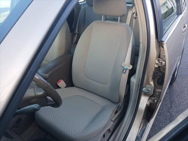 used 2006 Chevrolet Malibu Maxx car, priced at $5,995